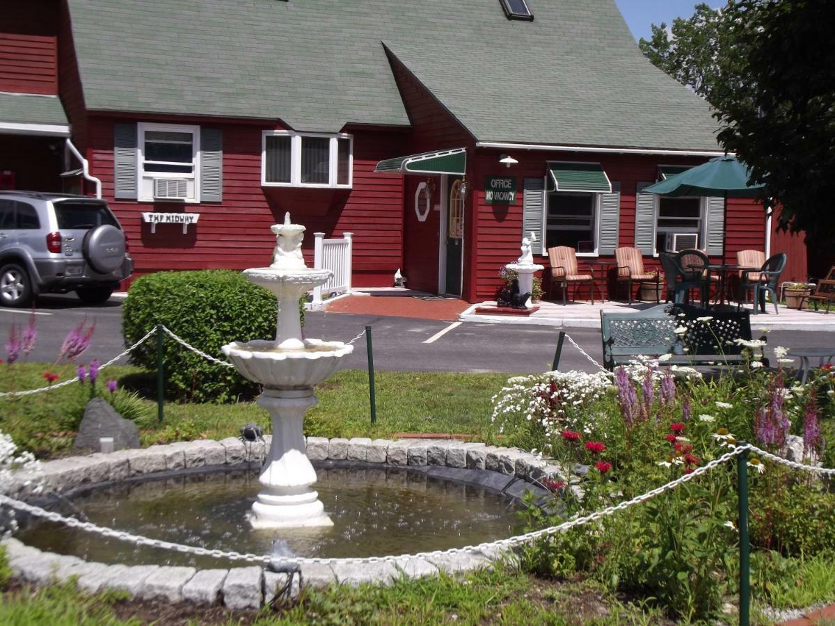 Midway Lodging Cornish Eksteriør bilde